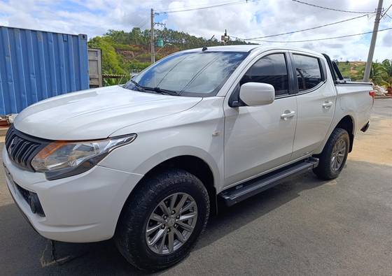 MITSUBISHI L200 TRITON 2.4 16V TURBO DIESEL SPORT GL CD 4P 4X4 MANUAL
